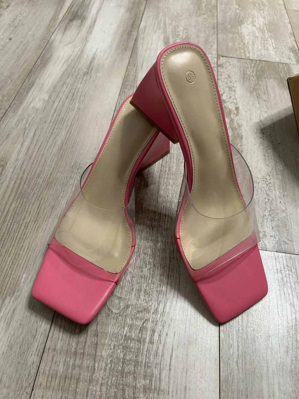 A must have gorgeous pink block heel mules